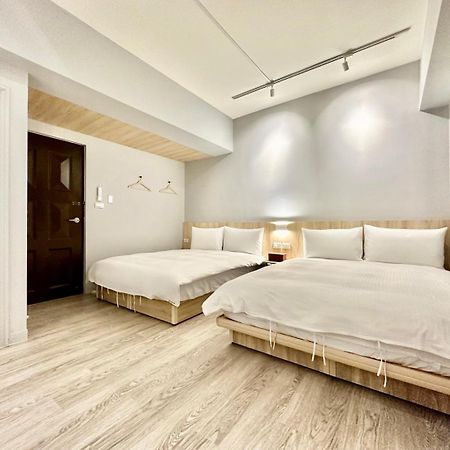 Апартаменти 茗居 House Тайчжун Екстер'єр фото